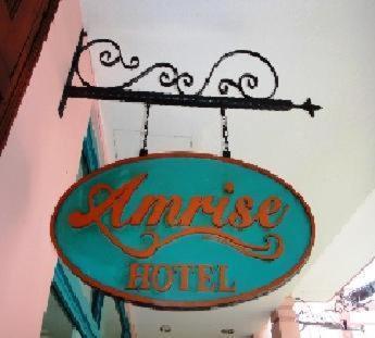 Amrise Hotel Singapore Eksteriør bilde